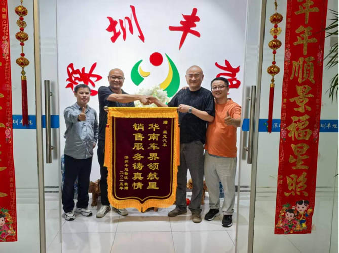 百公里气耗25公斤！乘龙燃气重卡获头